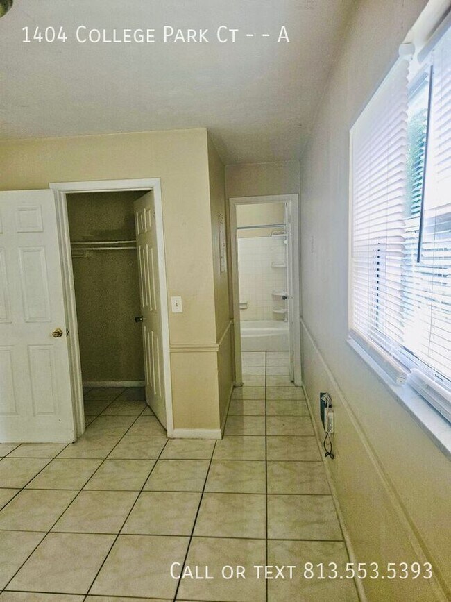 Building Photo - 1404 College Park Ct