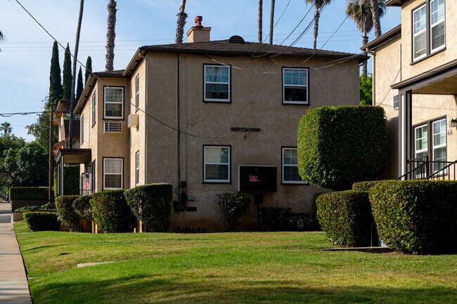 Building Photo - 4622 Acacia Ave