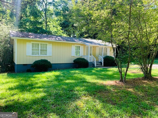 Primary Photo - 139 Jack Russell Rd