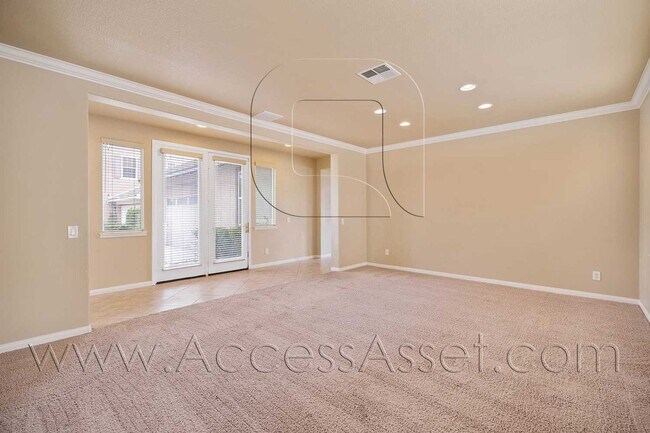 Building Photo - Stunning Luxury Living in Temecula | Expansive 4-Bedroom Masterpiece