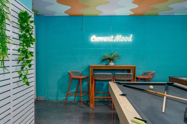 Building Photo - 1136 9th Square