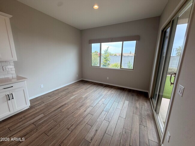 Building Photo - 5151 N 181st Dr