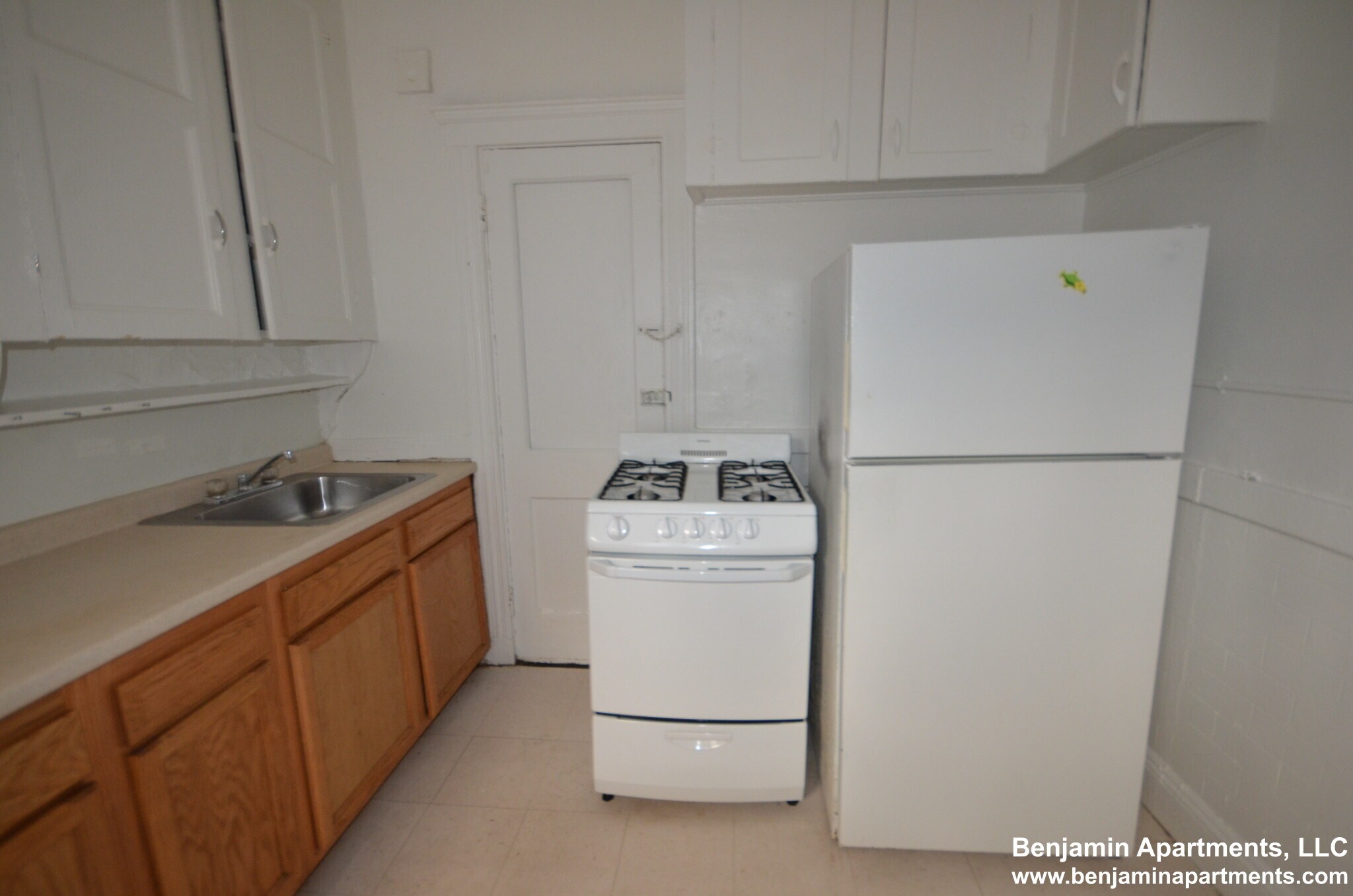 Building Photo - 119 Sutherland Rd