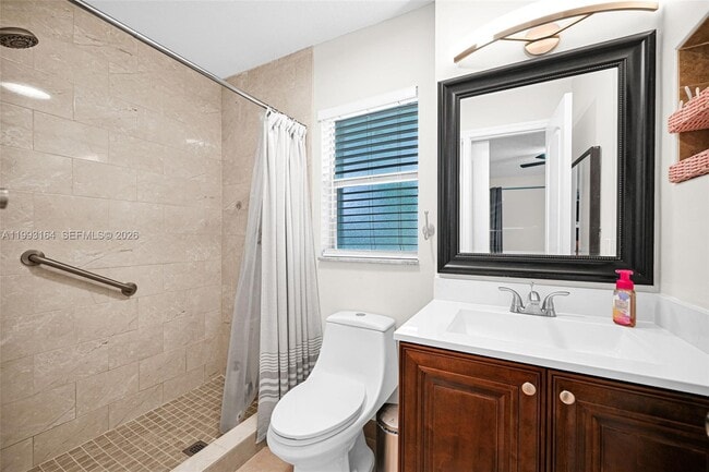 Building Photo - 2528 SW Natura Blvd