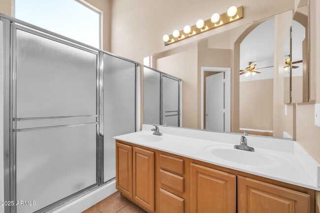 Building Photo - 8544 W Cherry Hills Dr