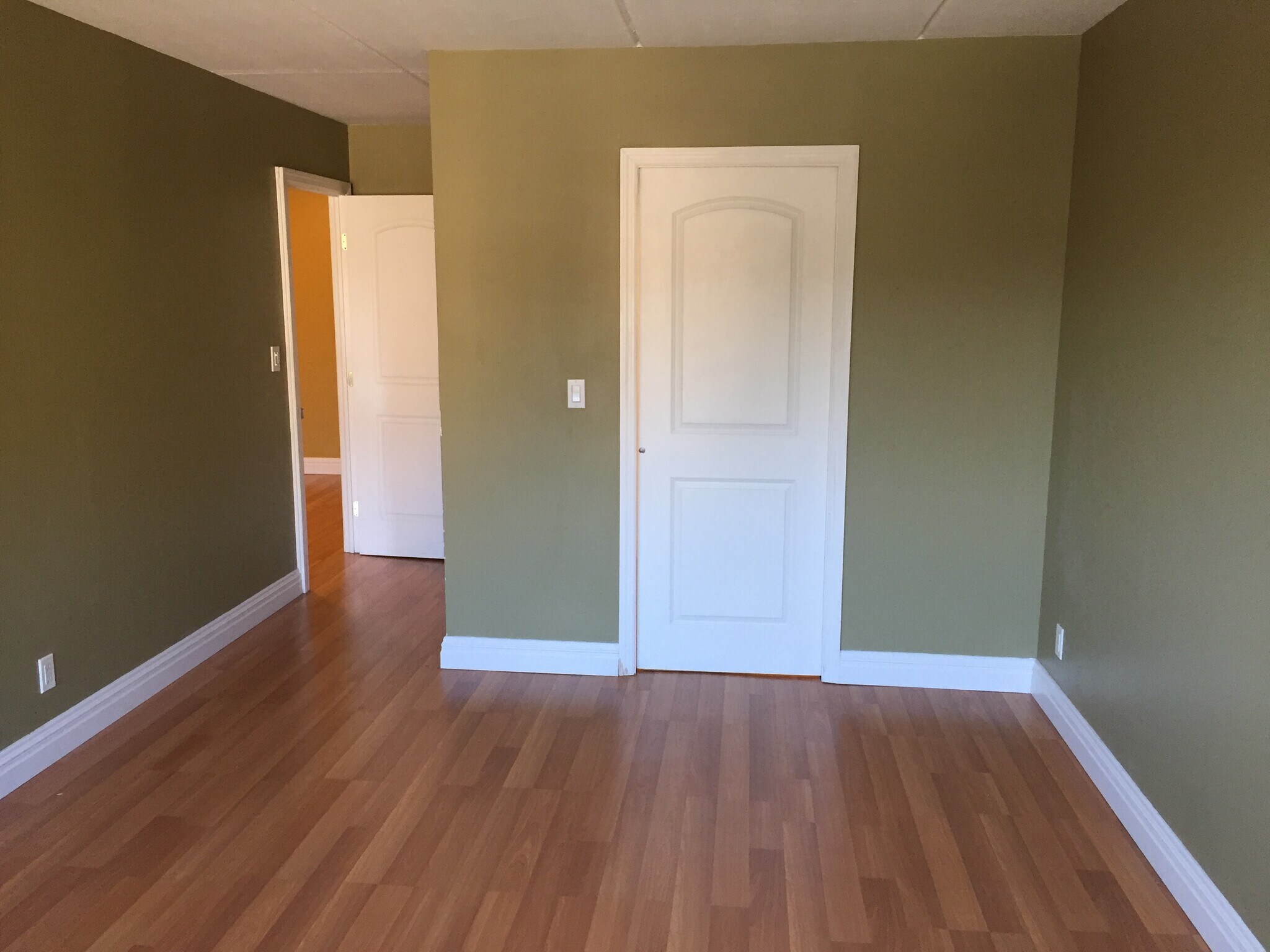 Bedroom - 412 Benedict Ave