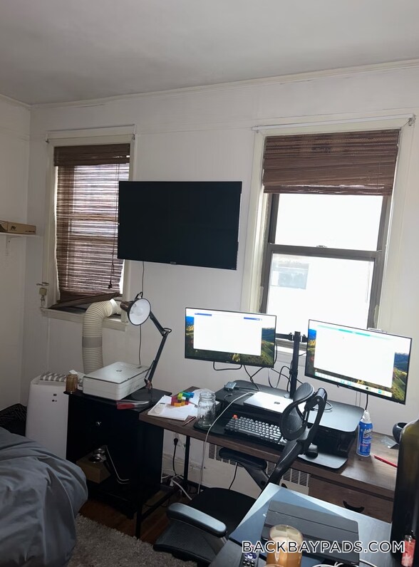 Building Photo - 384 Commonwealth Ave