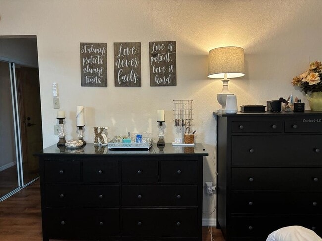 Building Photo - 3031 Pine Forest Dr