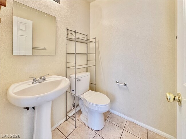 Building Photo - 8632 Shady Pines Dr