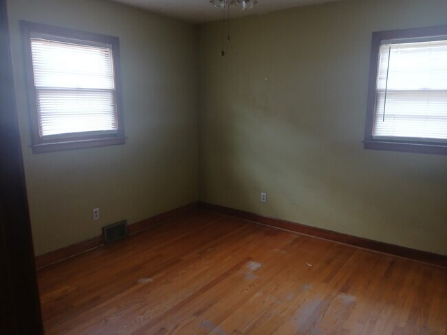 Building Photo - 11714 Cruso Rd