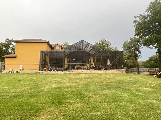 Building Photo - 148 Legacy View