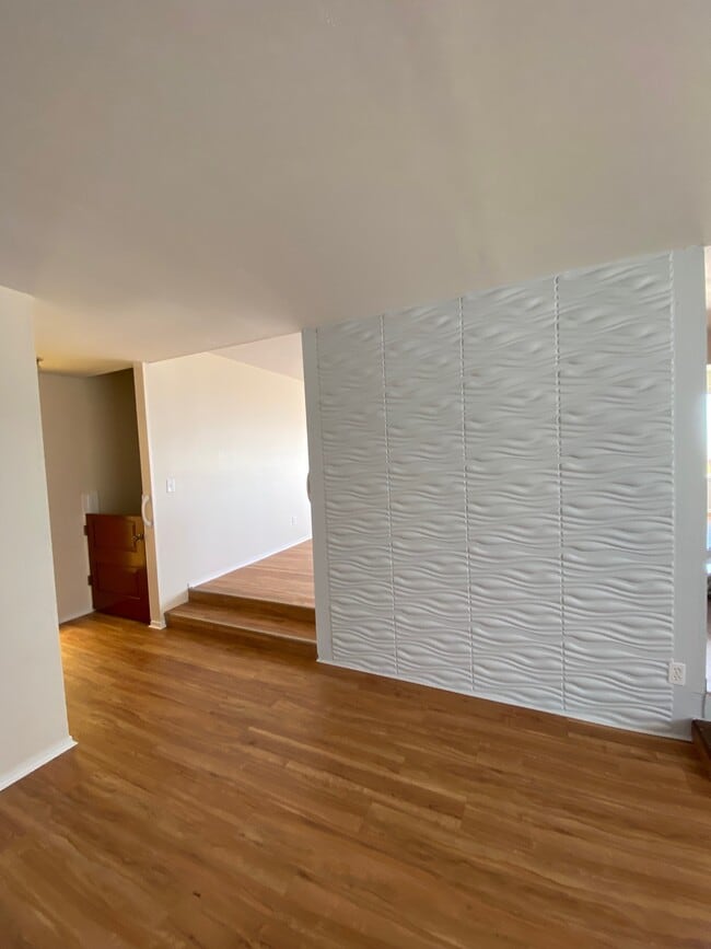 Building Photo - 3133 Ocean Blvd