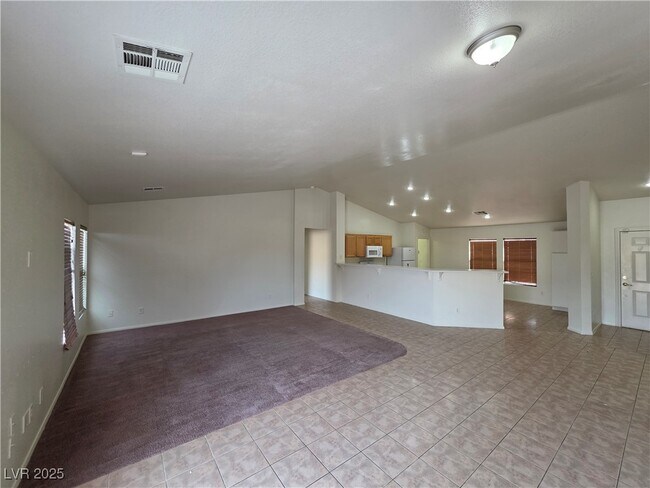 Building Photo - 1083 Sterling Peak St