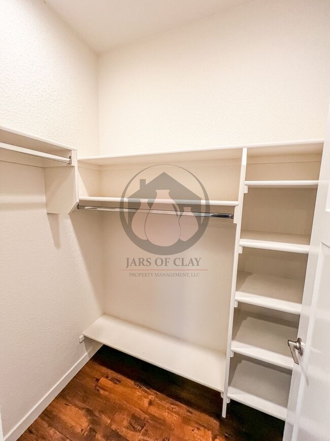 Building Photo - All-Inclusive Stayton Living! Rent Includes All Utilities, Internet, and a Private Garage!