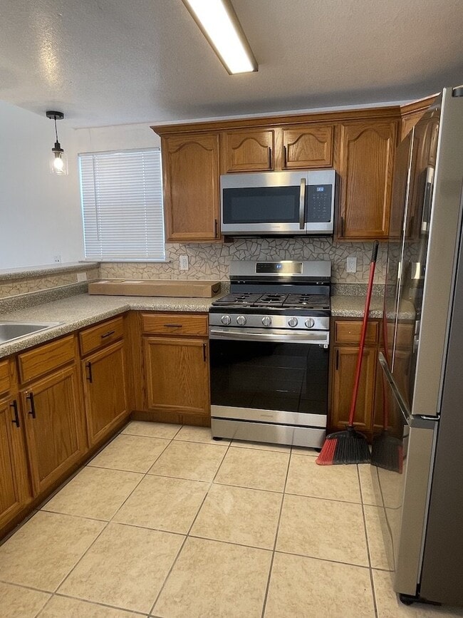 Building Photo - 12325 Tierra Arena Dr