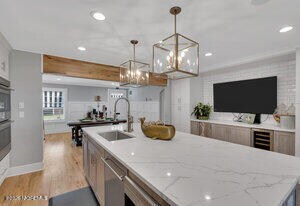 Building Photo - 111 Sanborn Ave