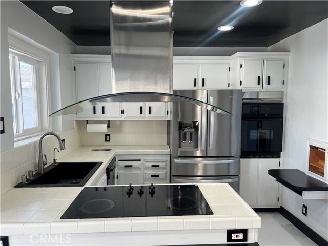 Building Photo - 8414 Bleriot Ave