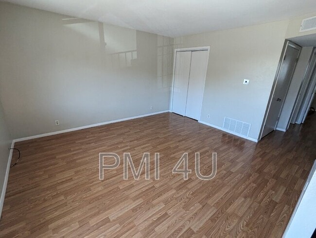 Building Photo - 12409 Manitoba Dr NE