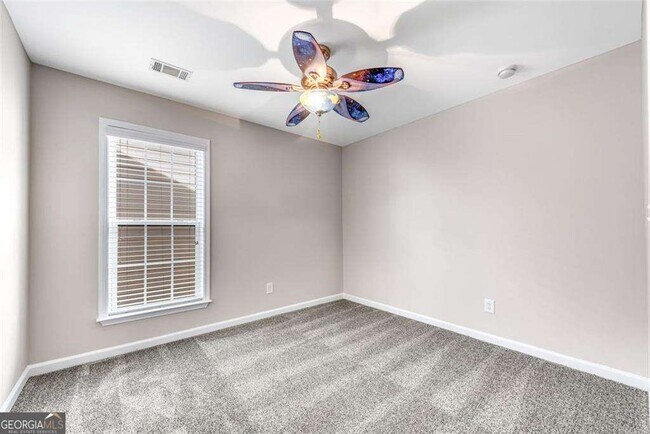 Building Photo - 268 Balaban Cir
