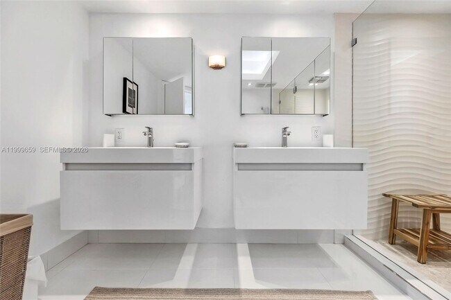 Building Photo - 6301 Collins Ave