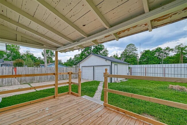 Building Photo - 7119 Farnsworth St