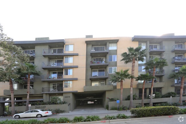 Building Photo - Riviera Collection