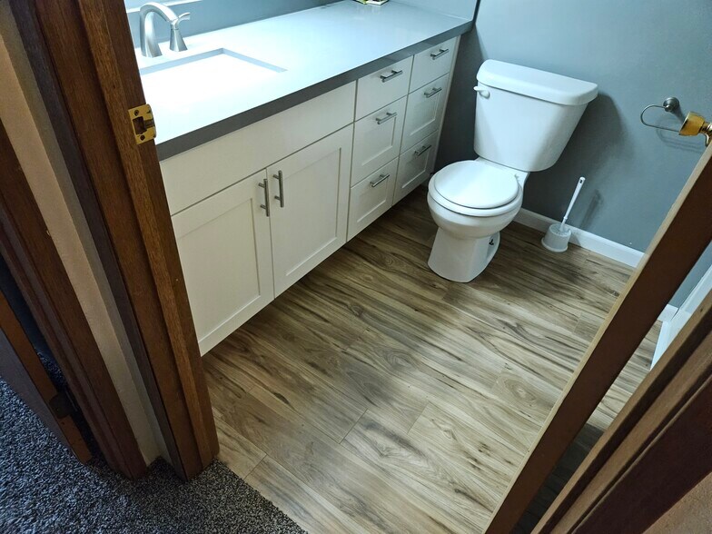 Building Photo - 60 East Falls Place