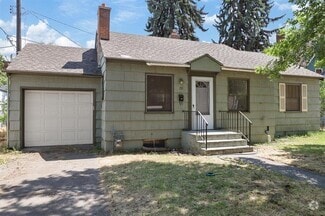 Building Photo - Cottage 2 Bed, 1 Bath Home in Browne's Add...