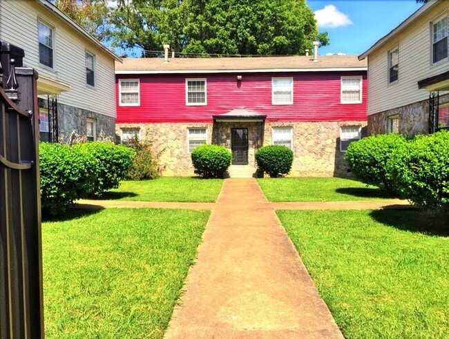 Building Photo - 1 bed/1bath apartment in Midtown (May Move...