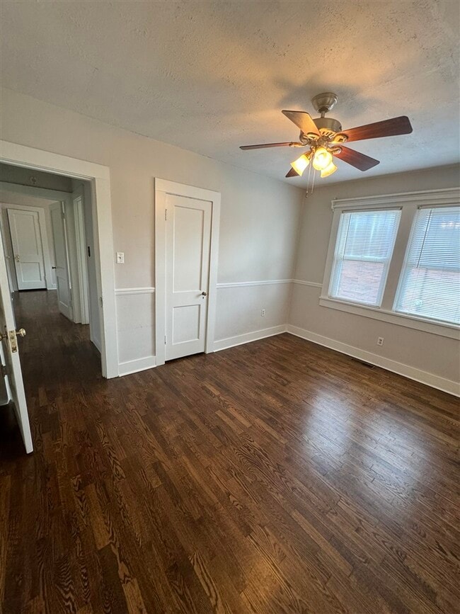 Building Photo - 1510 Nutwood St