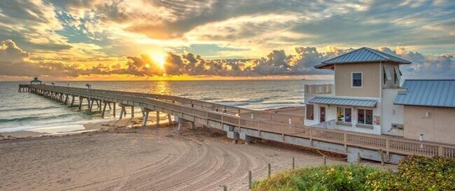 Building Photo - 367 S Federal Hwy