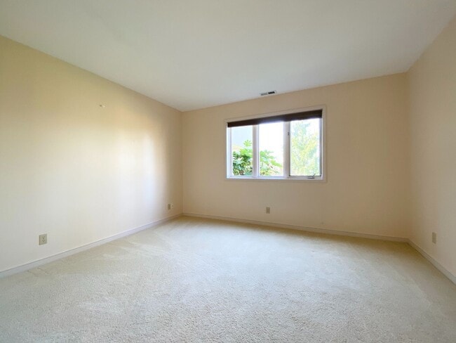 Building Photo - Great Home For Rent