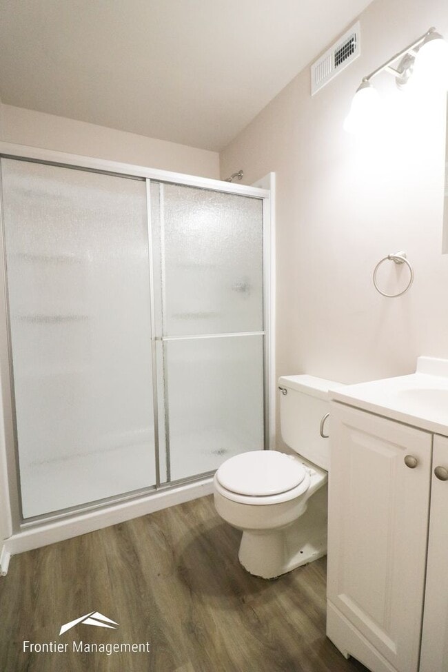 Building Photo - 1500 McCain Ln