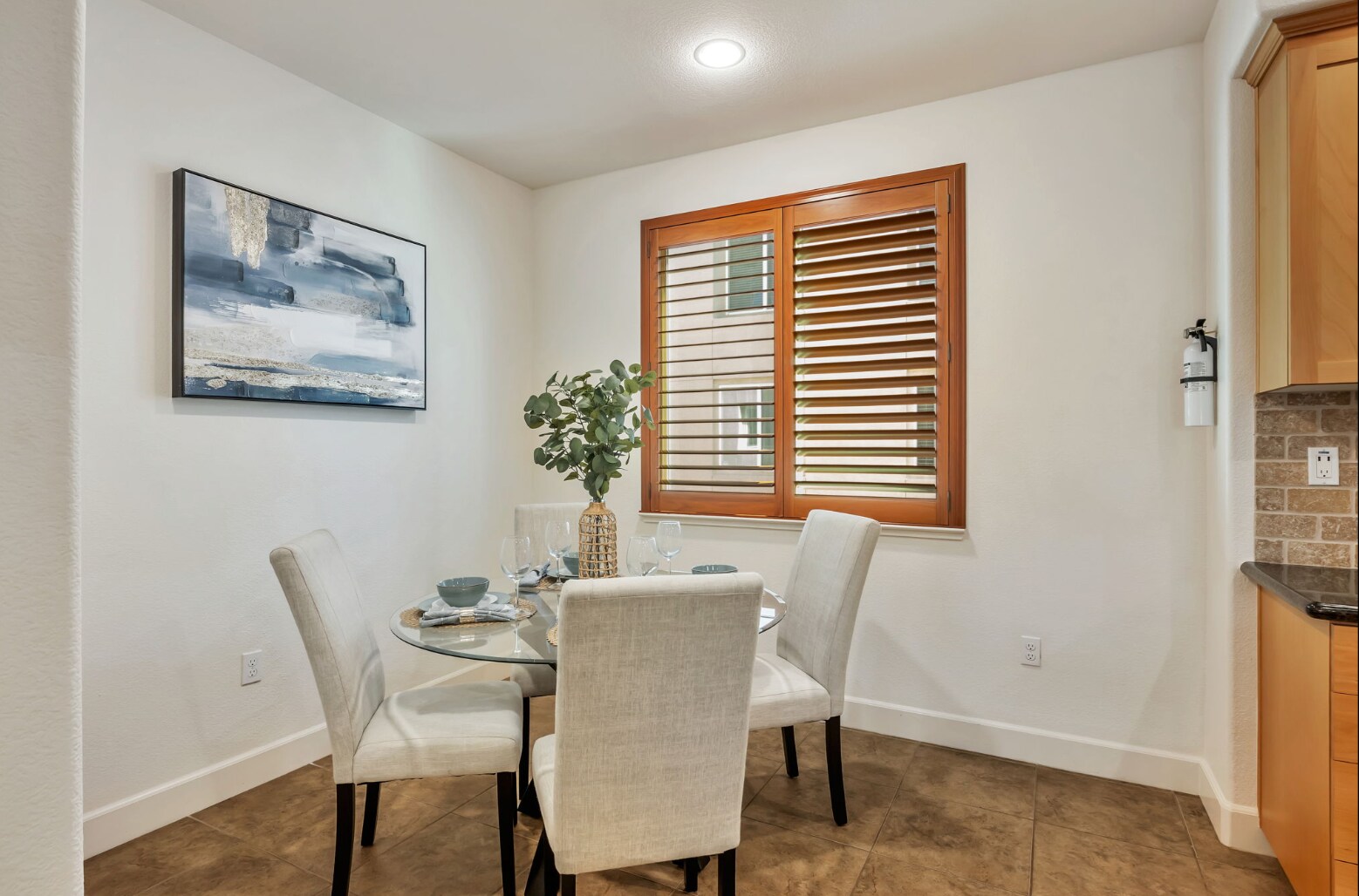 Building Photo - 5211 S Esprit Loop