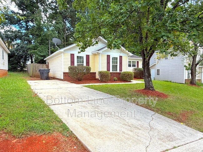 Building Photo - 3715 Bullard St