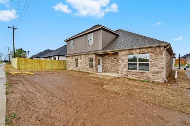 Building Photo - 7303 SW Basswood Ave