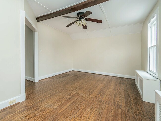 Building Photo - 339 Glen Ave