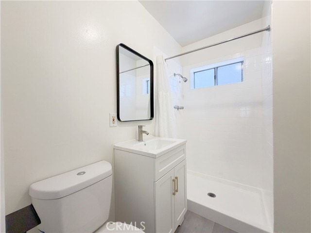 Building Photo - 285 Parke St