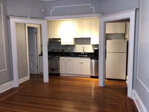 Building Photo - 542 Madison Ave