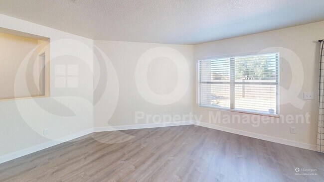 Building Photo - 1702 W Summer Dawn Dr