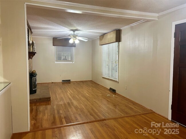 Building Photo - 234 Alf Hoover Rd