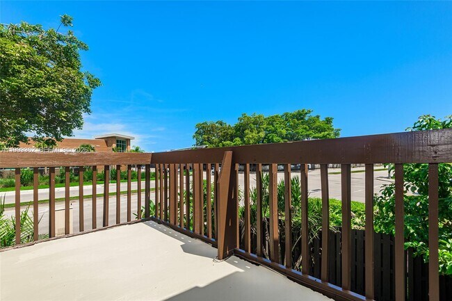 Building Photo - 11125 SW 132nd Ct