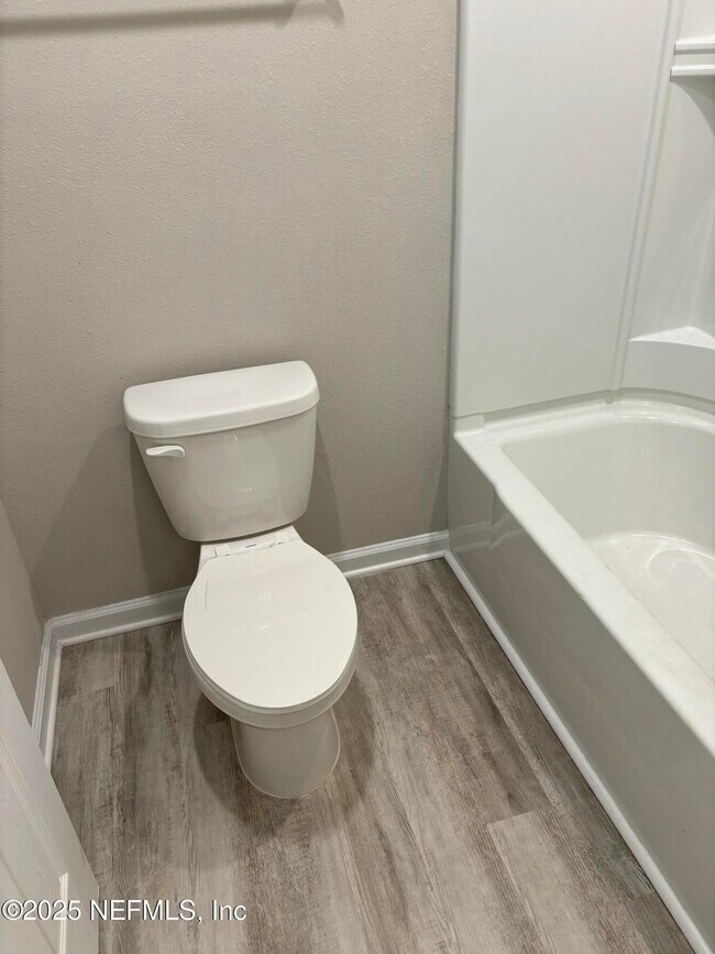 Building Photo - 6847 Mirage St