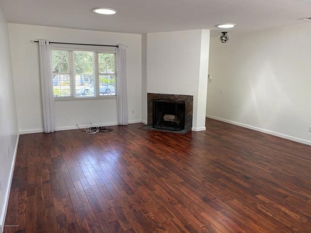 Building Photo - 2387 Glen Canyon Rd