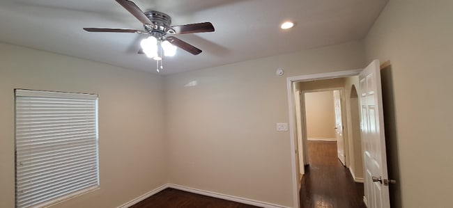 Building Photo - 7832 Elvera St