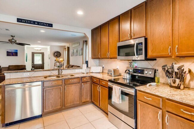Building Photo - 11221 Autumn Ash Dr