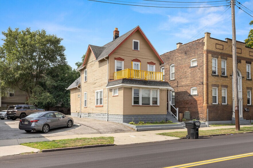 Building Photo - 5409 Bridge Ave