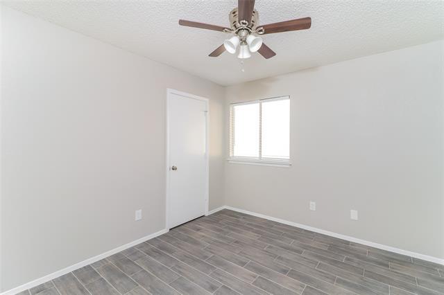 Building Photo - 4000 School Hill Cir