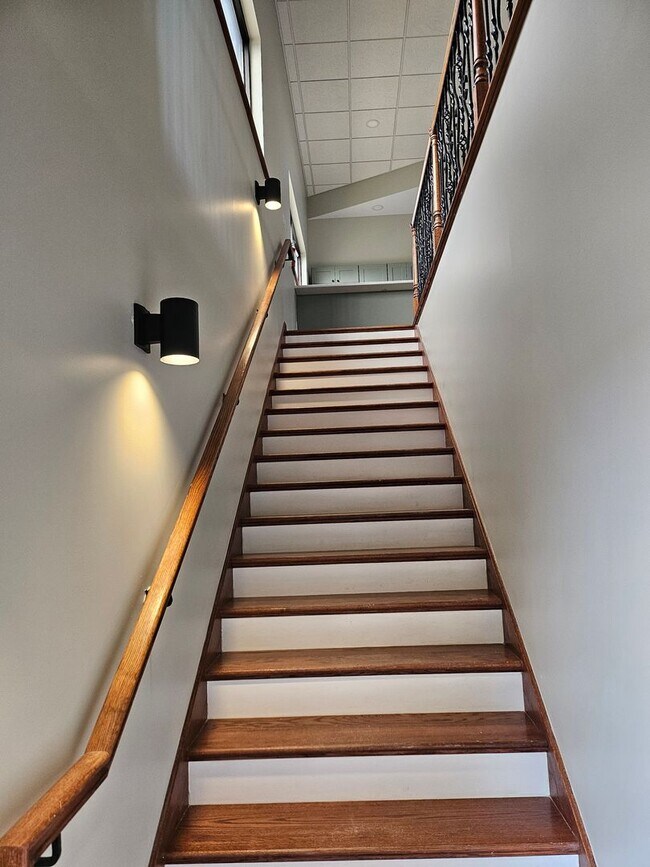 Building Photo - Brand new 2 bed apartment,