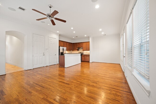 Building Photo - 2202 Hilshire Terrace Ct